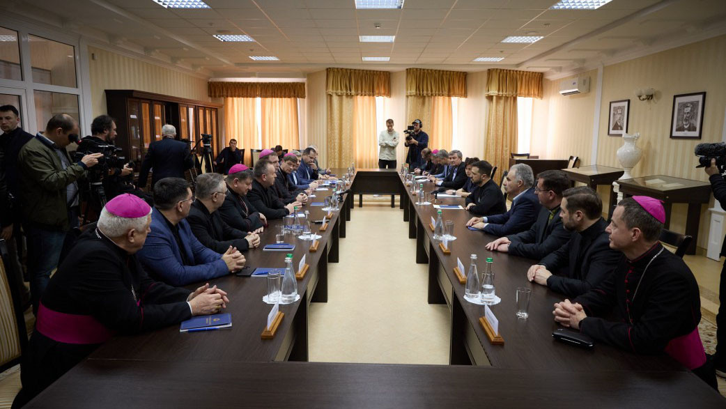 Церква має вплив та виконує велике служіння в суспільстві під час війни – зустріч Президента України з представниками протестантських та Римсько-католицької церков