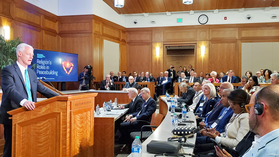 ІРС представив у США дослідження про російські атаки на релігійні громади України